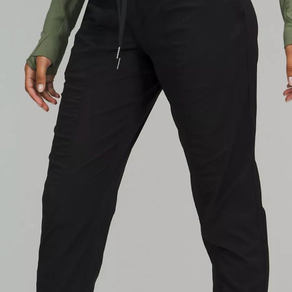 Lightly Used Black Joggers Lululemon - Picture 1 of 4